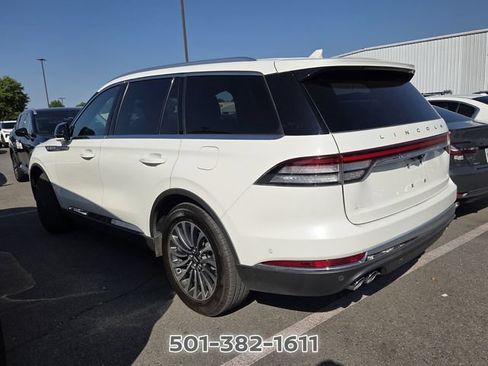 Used 2021 Lincoln Aviator Reserve w/ Equipment Group 201A AWD/4WD image 2