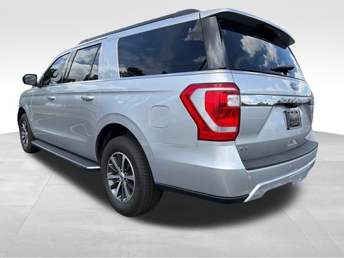Used 2018 Ford Expedition Max XLT w/ Equipment Group 202A AWD/4WD image 3
