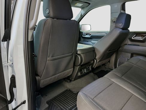 Used 2024 GMC Sierra 1500 Elevation image 28