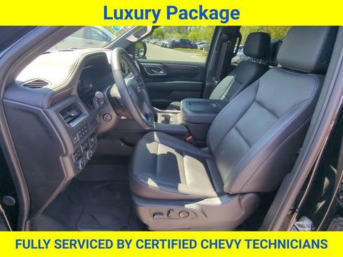 Used 2024 Chevrolet Suburban Z71 w/ Luxury Package AWD/4WD image 26