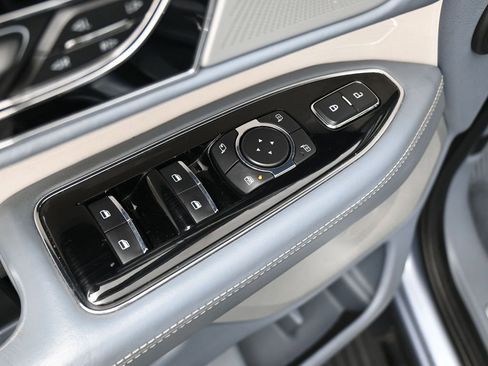 Used 2019 Lincoln Navigator Black Label w/ Cargo Package image 20