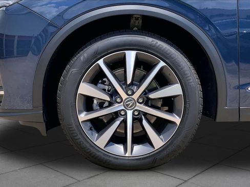Certified 2026 Acura MDX FWD w/ Technology Package image 11