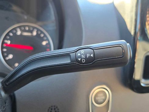 Used 2025 Mercedes-Benz Sprinter 2500 image 36