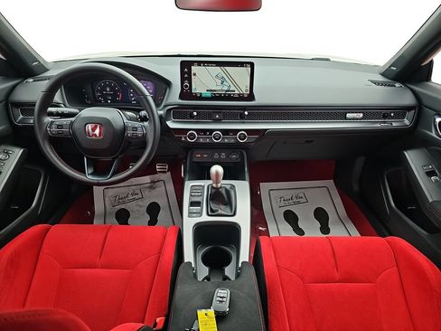 Used 2024 Honda Civic Type R image 13