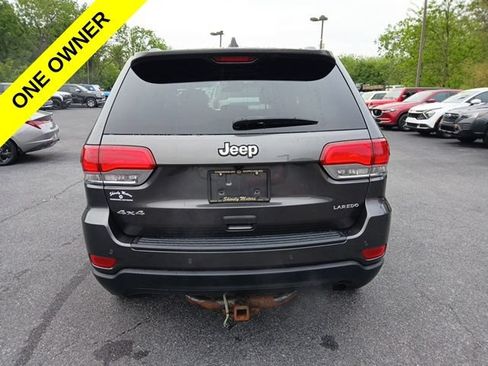 Used 2019 Jeep Grand Cherokee Laredo AWD/4WD image 5