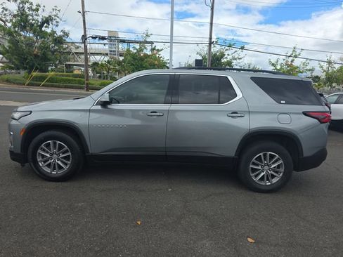 Used 2023 Chevrolet Traverse LT w/ LPO, Floor Liner Package FWD image 2