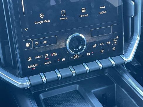 Used 2025 GMC Acadia Elevation image 36