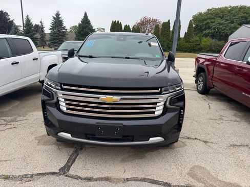 Used 2023 Chevrolet Tahoe High Country w/ Advanced Technology Package AWD/4WD image 2