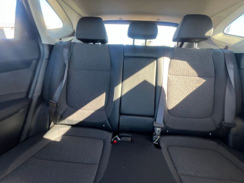 Used 2025 Kia Seltos S image 38