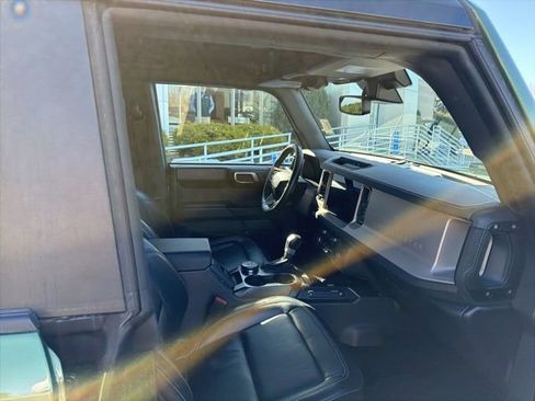 Used 2025 Ford Bronco Outer Banks image 27