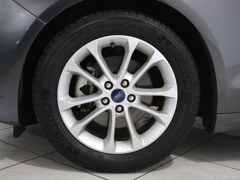 Certified 2020 Ford Fusion SE image 15