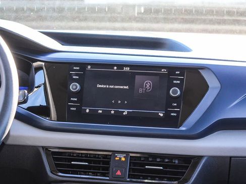 Used 2023 Volkswagen Taos SE image 21