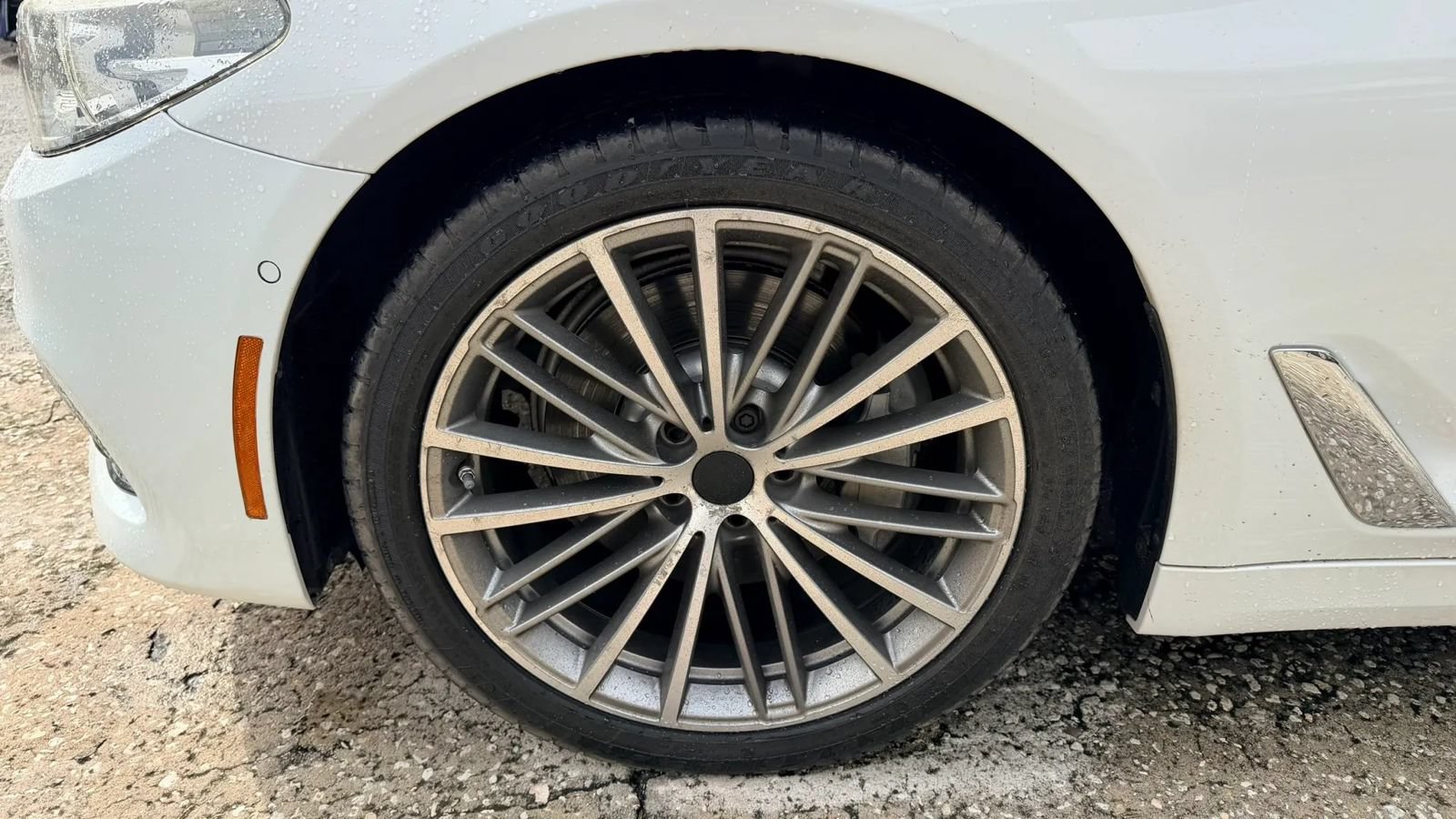 Used 2017 BMW 530i RWD image 20
