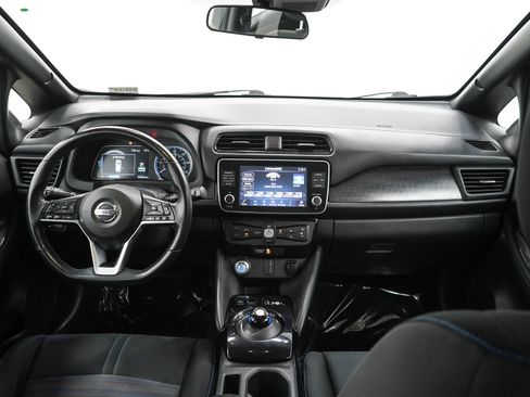 Used 2020 Nissan Leaf SV FWD image 13