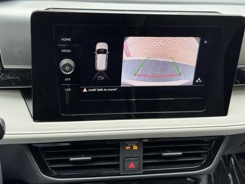 New 2025 Volkswagen Taos S image 20