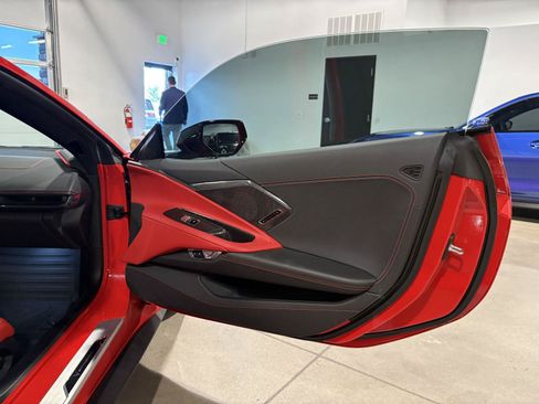 Used 2022 Chevrolet Corvette Stingray Preferred Conv w/ Z51 Performance Package RWD image 44