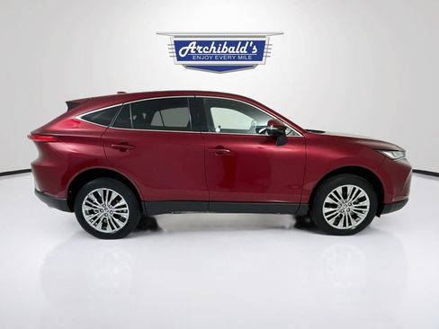 Used 2023 Toyota Venza Limited AWD/4WD image 8