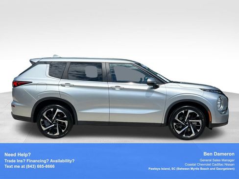 Used 2022 Mitsubishi Outlander ES FWD image 4