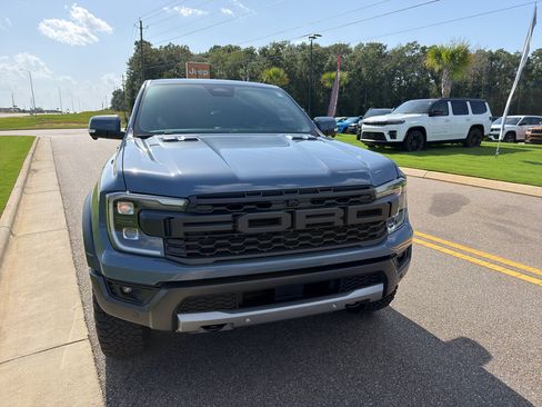 Used 2025 Ford Ranger Raptor AWD/4WD image 11