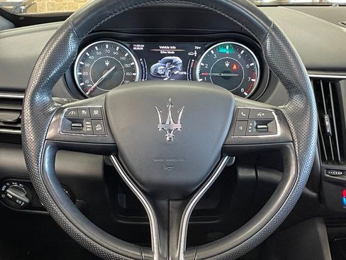 Used 2022 Maserati Levante GT AWD/4WD image 26