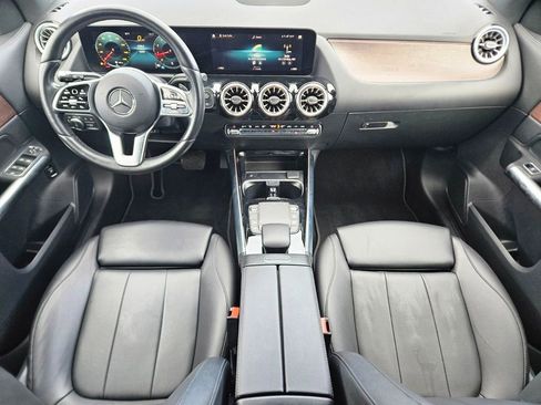 Used 2022 Mercedes-Benz GLA 250 4MATIC image 9