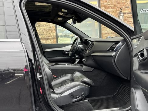 Used 2016 Volvo XC90 T6 R-Design w/ Vision Package image 15