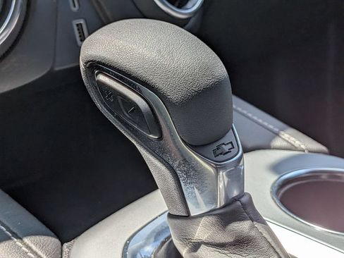 Used 2025 Chevrolet Blazer LT FWD image 19
