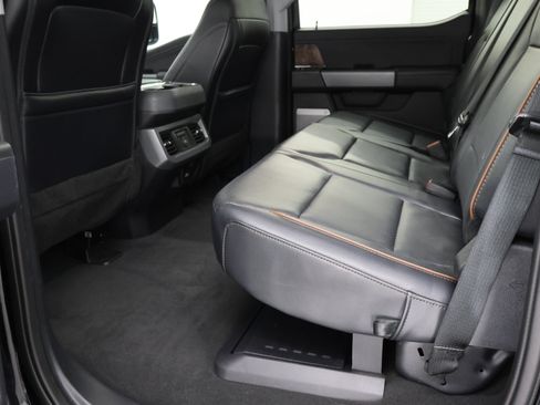 Used 2025 Ford F350 Lariat w/ Lariat Ultimate Package AWD/4WD image 9