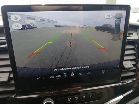 Used 2024 Ford Transit 350 XLT image 23