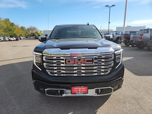 New 2026 GMC Sierra 1500 Denali image 3