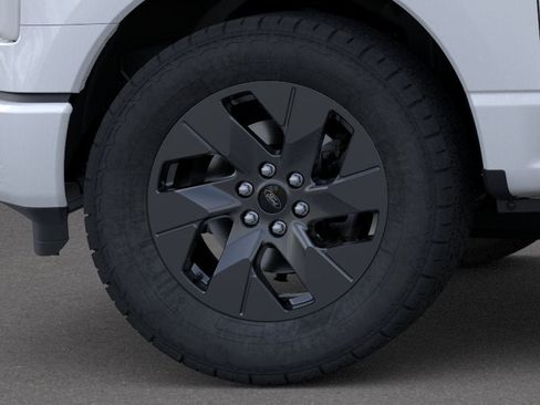 New 2025 Ford F150 Lightning Flash AWD/4WD image 19