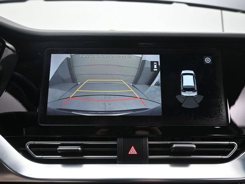 Used 2020 Kia Niro EX Premium FWD image 29