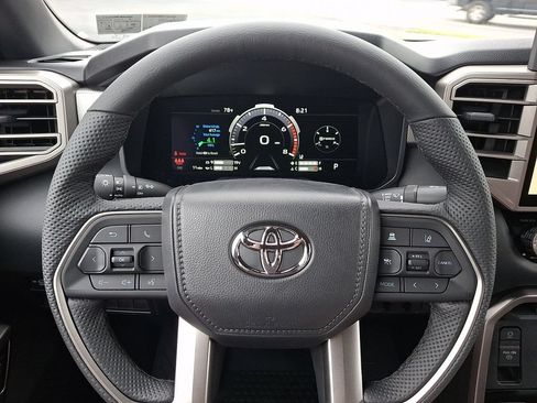Certified 2026 Toyota Tundra Limited AWD/4WD image 17