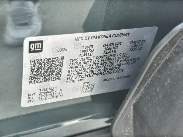 Used 2025 Chevrolet Trax LT FWD image 32