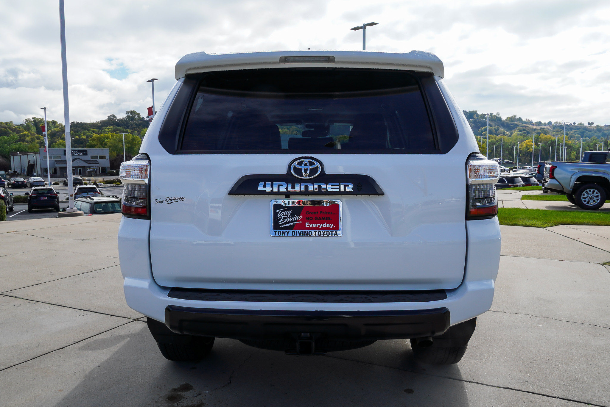 Certified 2024 Toyota 4Runner TRD Off-Road Premium w/ Moonroof Package AWD/4WD image 7
