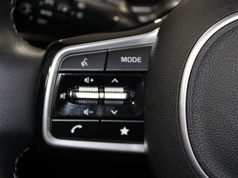 Used 2025 Kia Sorento EX w/ Panoramic Sunroof Package image 37