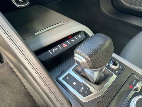 Used 2017 Audi R8 V10 image 32