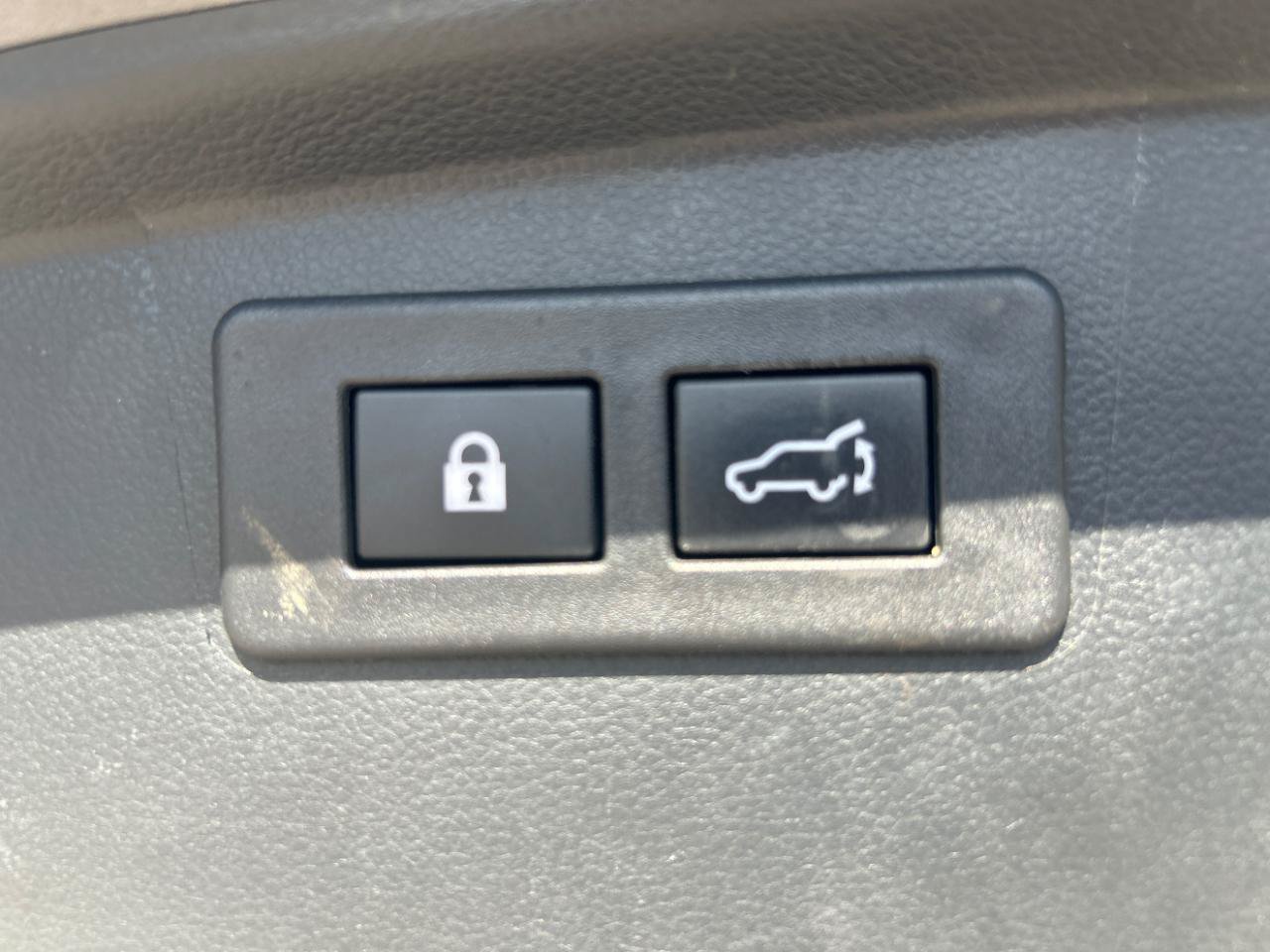 Used 2021 Subaru Outback Premium AWD/4WD image 23