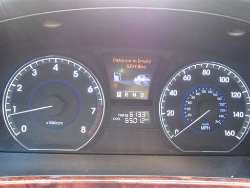 Used 2013 Hyundai Equus Ultimate image 17