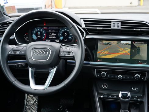 Used 2024 Audi Q3 2.0T Premium Plus w/ Premium Plus Package image 26