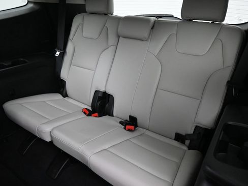 Used 2024 Kia Telluride S w/ S Sunroof Package FWD image 27
