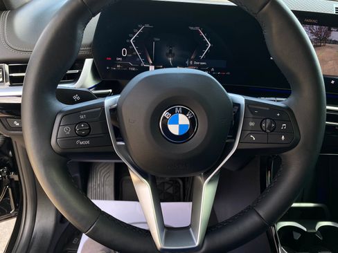 Used 2026 BMW X1 xDrive28i w/ Technology Package image 22