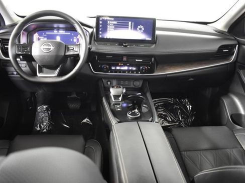 Certified 2026 Nissan Rogue Platinum w/ Platinum Premium Package AWD/4WD image 29