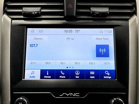 Used 2020 Ford Fusion SE FWD image 25