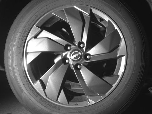 Used 2025 Nissan Rogue SV FWD image 15
