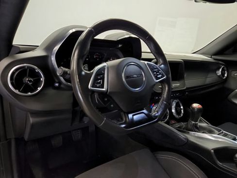 Used 2020 Chevrolet Camaro LT w/ Black Appearance Package RWD image 22