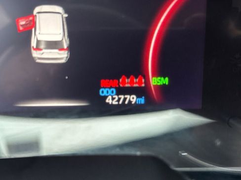 Used 2024 Toyota RAV4 XLE AWD/4WD image 27