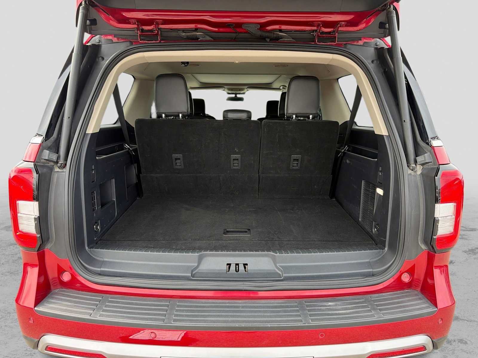 Used 2022 Ford Expedition Max XLT AWD/4WD image 35