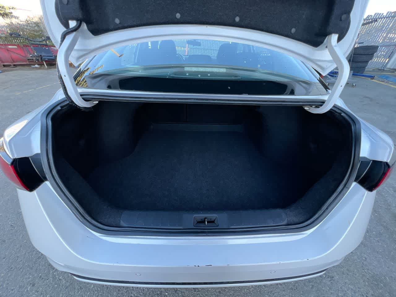 Used 2022 Nissan Sentra SV w/ All-Weather Package FWD image 24