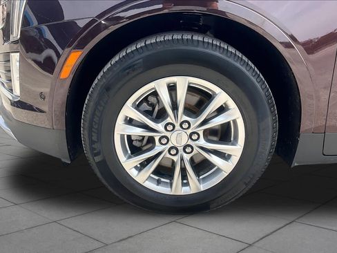 Used 2020 Cadillac XT5 Premium Luxury FWD image 11